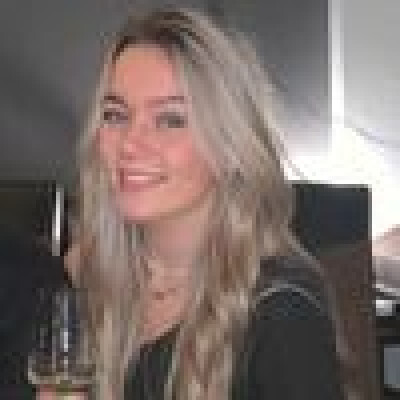 Danique  zoekt een Appartement / Huurwoning / Studio / Kamer in Enschede