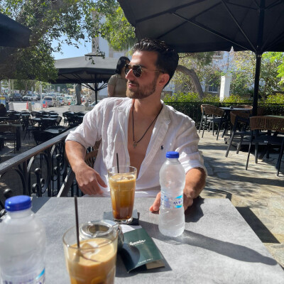Romualdo  is looking for an Apartment / Rental Property in Enschede